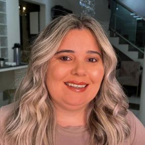 Renata, Babá em Ibirité