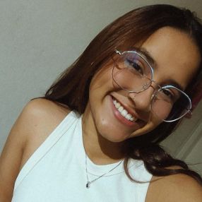 Yasmin, Babá em Pederneiras