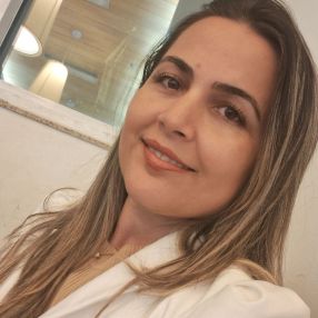 Daiana, Babysitter in Armação dos Búzios