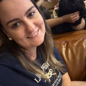 Daniela, Babá em Palhoça