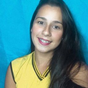 Camila, Babá em Itaquaquecetuba