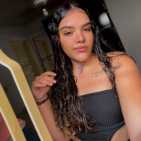 Alexsandra, Babá em Morro Agudo