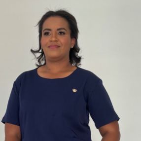 Flaviane, Babysitter in Nova Lima
