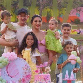 Jales, Família em Anápolis