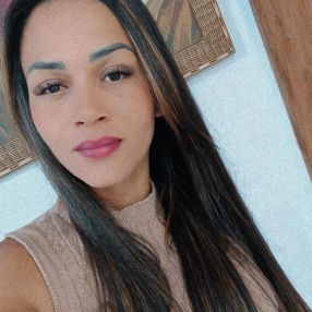 Faby, Babysitter in São José do Rio Pardo