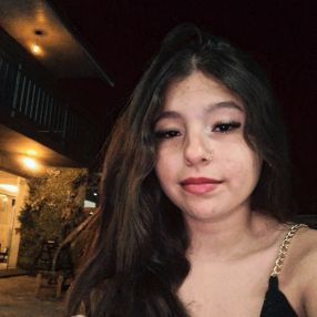 Vitoria, Babá em Barracão