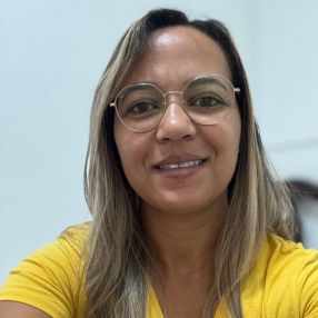 VALDINEIA, Babá em Sete Lagoas