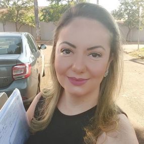Amanda, Babá em Maringá