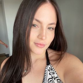 Aryane, Babá em Ibiporã