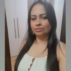DENISE, Babá em Herval D'Oeste
