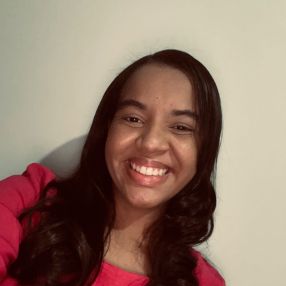 Iasmim, Babá em Barreiros