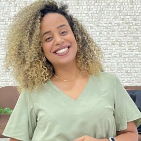 Lavínia, Babá em Capivari