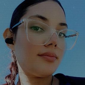 Josiane, Babá em São Francisco do Sul