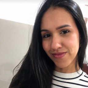 Luiza, Babysitter in São José