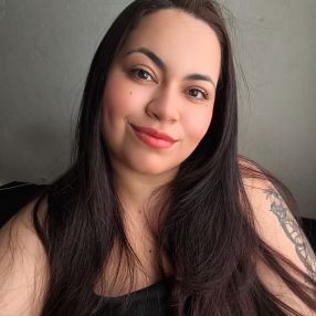 Letícia, Babá em Esmeraldas
