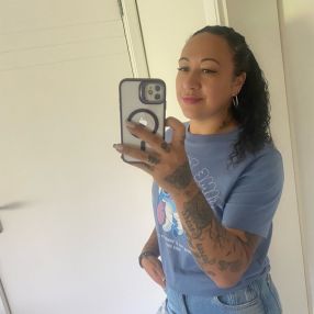 Luana Garcez, Babysitter in Rio Grande da Serra