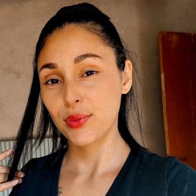 Carla, Babá em Guararema
