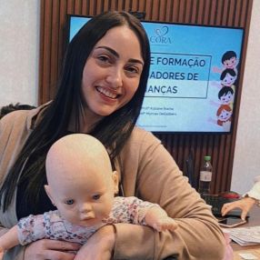 Adriana, Babá em Canoas