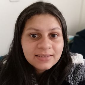 Adriele, Babá em Medianeira