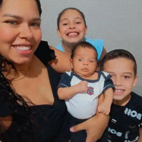 Célia, Family in Santa Bárbara D'Oeste
