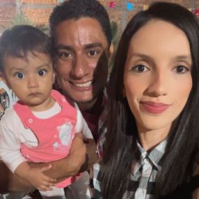 Kedmila, Família em Barreiras