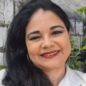 ROSELENE, Babysitter in Fortaleza