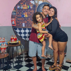 Juliana dos Santos, Família em Belford Roxo