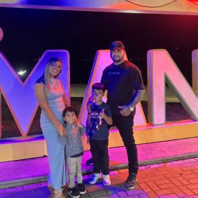 Thais, Família em Manaus
