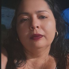 Fabiana, Babá em Alagoinhas