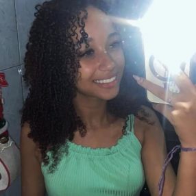 Isabelly, Babá em Lagoa da Prata