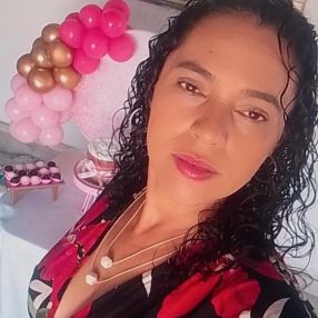 Elisângela, Babá em Juiz de Fora