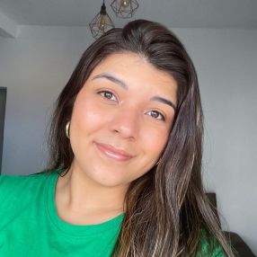 Ana Beatriz, Babá em Betim
