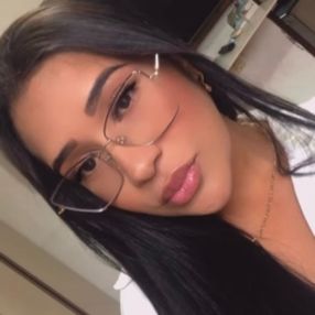 Lais, Babá em São Vicente