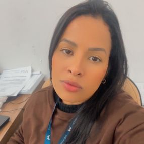 Steffany, Babá em Embu-Guaçu