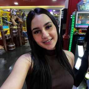 Evellyn, Babá em Mirassol