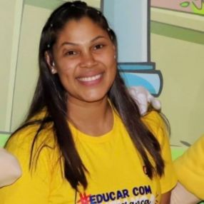 Camila, Babá em Diadema