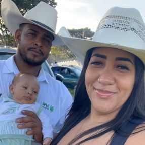 Luana, Family in Araguari
