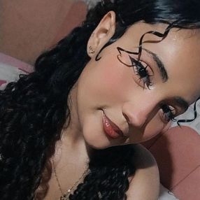 Dafhiny, Babá em Lins