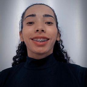 Ana Luiza, Babá em Quatro Barras