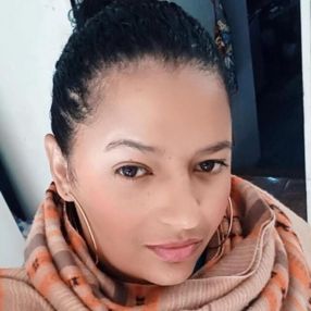 Bruna de Oliveira Amorim, Babá em Arujá