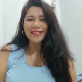 Natalia, Babá em Teixeira de Freitas