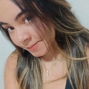 Láina, Família em Porto Seguro