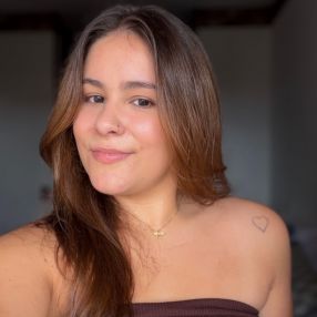 Julia, Babá em Franca