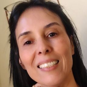 Bernadete, Babysitter in Sarzedo