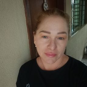 Vania, Babá em Paranavaí