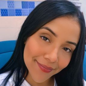 Mirela, Família em Vitória da Conquista