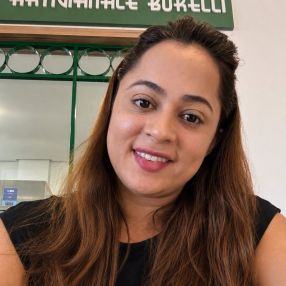 Jéssica, Babysitter in Santarém