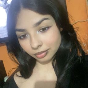 Julia, Babá em Nova Santa Rita