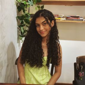 Malu, Babá em Cáceres