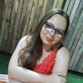 Vanessa, Babá em Balneário Pinhal